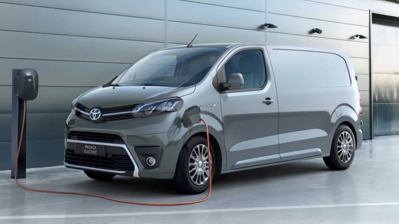 Toyota PROACE Electric Recharge